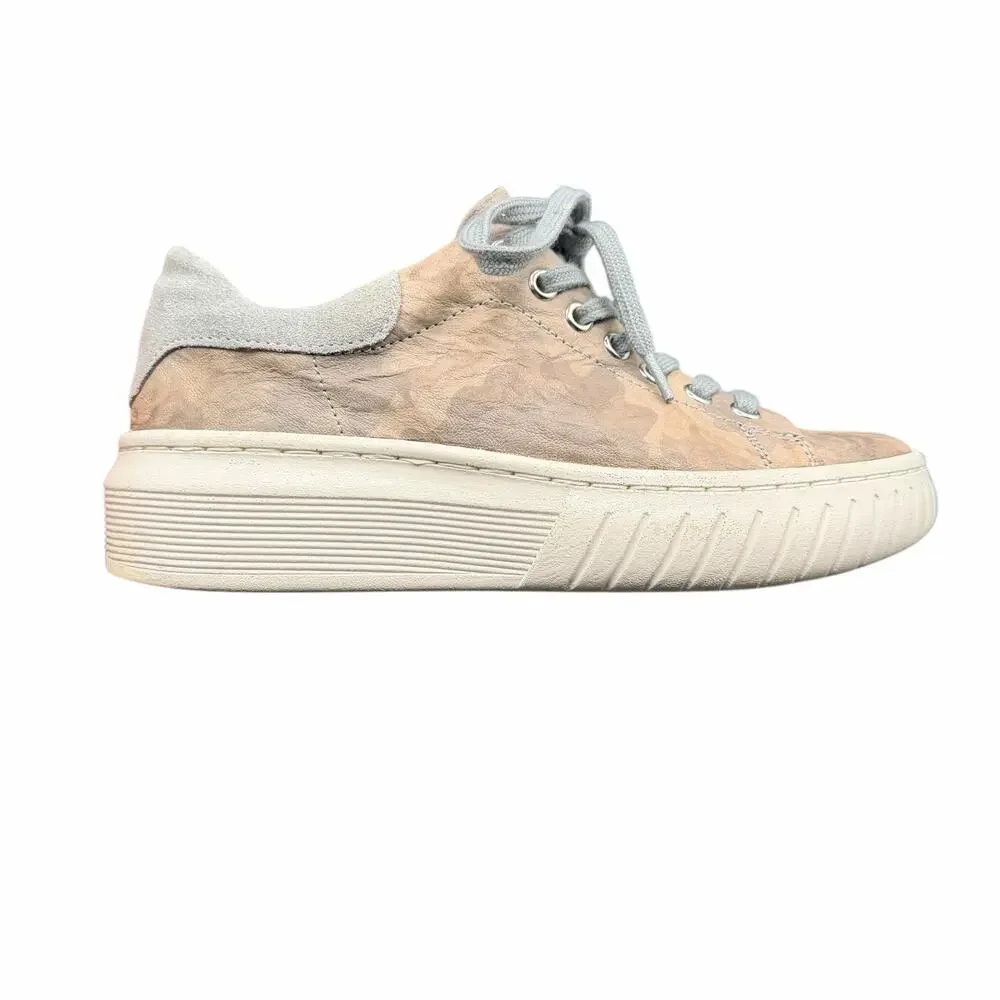 Söfft Parkyn Leather Camo Print Sneakers Women’s 7M Comfort Casual Shoe Sofft